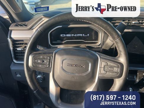 Used 2024 GMC Sierra 3500 Denali w/ Denali Reserve Package image 9