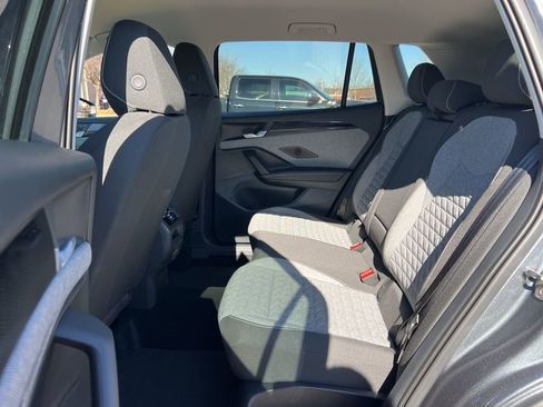 Used 2025 Volkswagen Tiguan S w/ 18" Wheel Package image 24