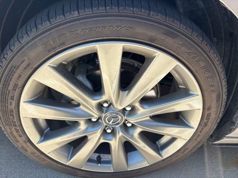 Used 2025 MAZDA MAZDA3 s FWD image 7