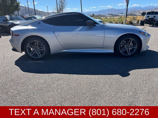 Used 2025 Nissan Z Sport w/ Floor Mat Package RWD image 2