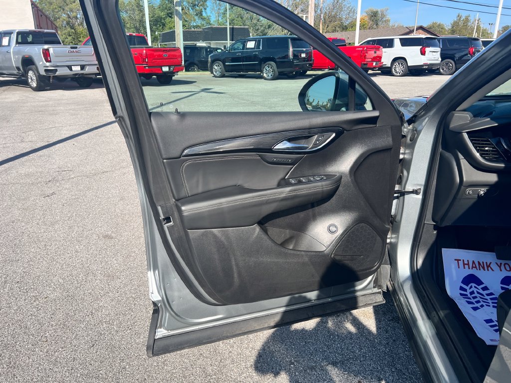 Used 2023 Buick Envision Essence AWD/4WD image 13