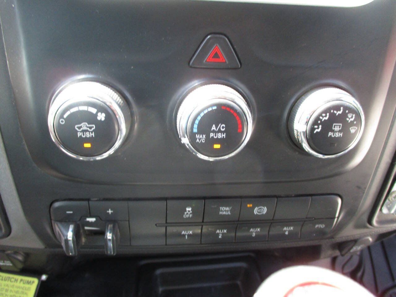 Used 2015 RAM 5500 Tradesman w/ Power Accessory Group AWD/4WD image 21