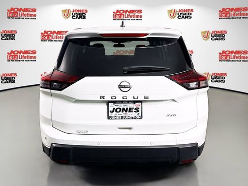 Certified 2024 Nissan Rogue S image 14