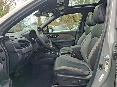 Used 2025 Subaru Forester Sport image 13