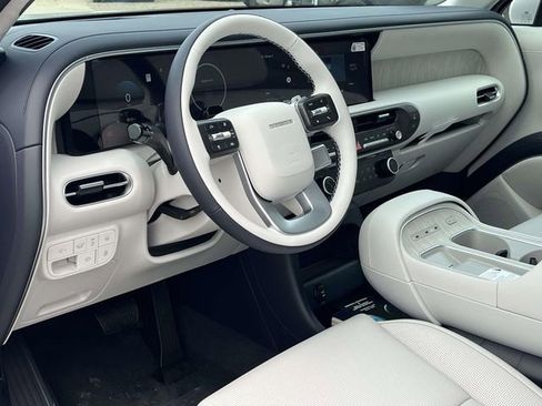 New 2026 Hyundai Palisade Calligraphy FWD image 9
