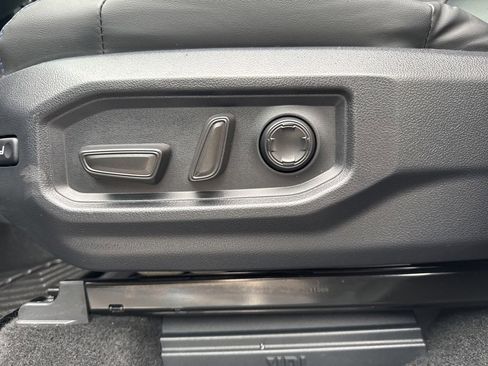 Used 2024 Toyota Tundra Platinum image 12