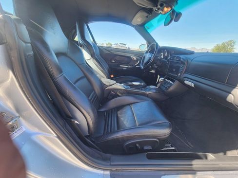 Used 2004 Porsche 911 Turbo image 11