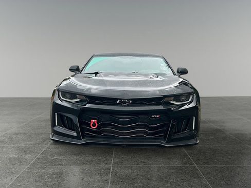 Used 2022 Chevrolet Camaro ZL1 image 3