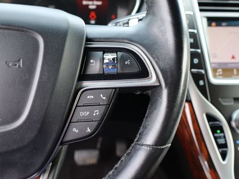 Used 2019 Lincoln Nautilus Select AWD/4WD image 27