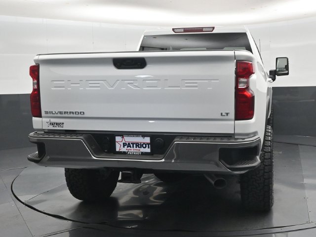 Used 2026 Chevrolet Silverado 2500 LT AWD/4WD image 2