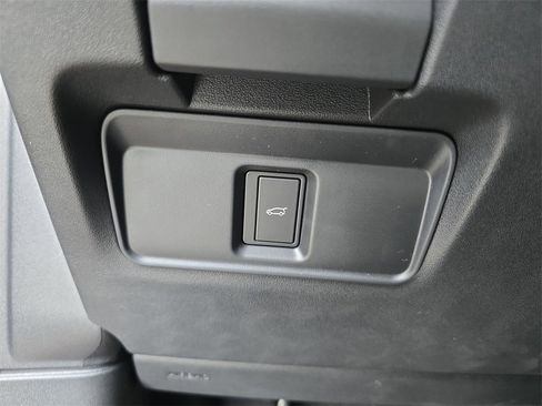 New 2026 Land Rover Discovery Sport Landmark image 26