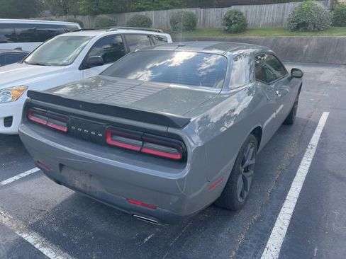 Used 2019 Dodge Challenger SXT w/ Blacktop Package RWD image 10