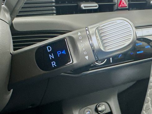 Used 2024 Hyundai Ioniq 5 SEL image 25