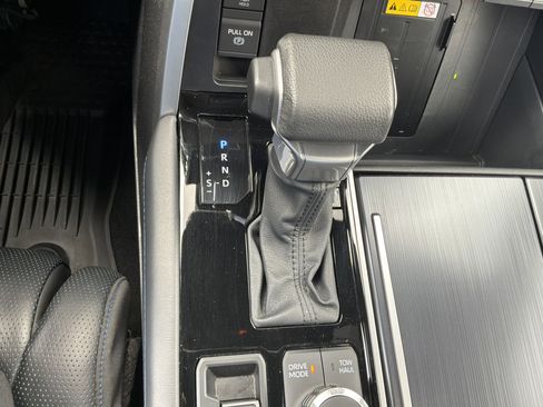 Used 2023 Toyota Tundra Platinum image 27