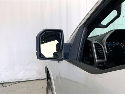 Used 2018 Ford F150 Lariat w/ Equipment Group 502A Luxury AWD/4WD image 10