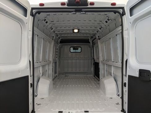 New 2026 RAM ProMaster 3500 w/ Convenience Group FWD image 8