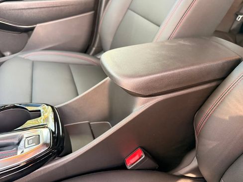 New 2026 Chevrolet Trax RS w/ Sunroof Package FWD image 23