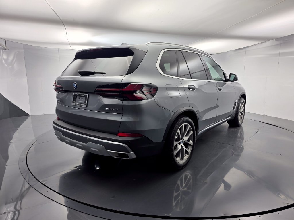 Certified 2024 BMW X5 sDrive40i w/ Premium Package RWD image 6