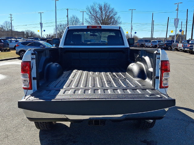 Used 2024 RAM 2500 Tradesman w/ Chrome Appearance Group AWD/4WD image 24