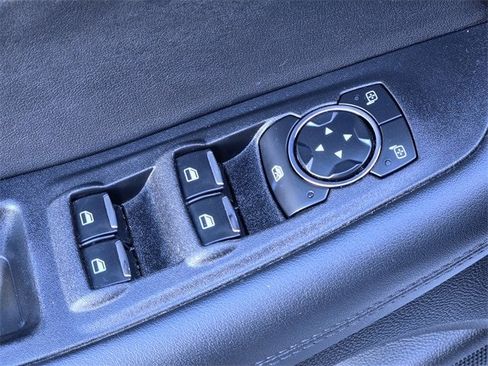 Certified 2024 Ford Edge SE w/ Black Appearance Package image 13