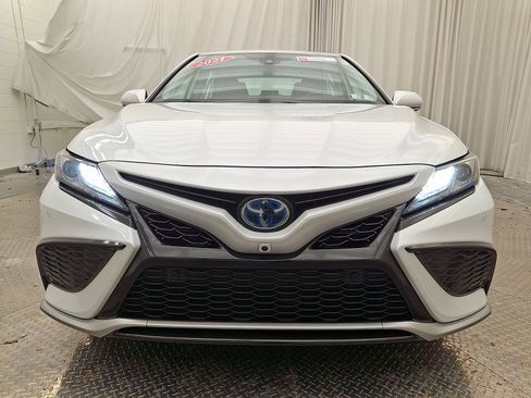 Certified 2021 Toyota Camry XSE w/ Navigation Upgrade Package image 29