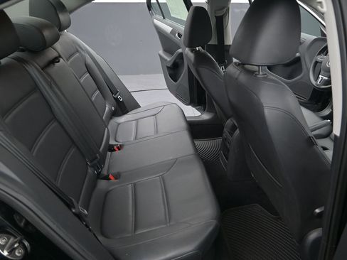 Used 2014 Volkswagen Jetta SE image 24