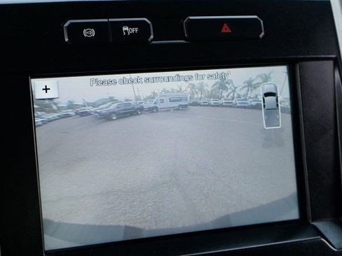 Used 2017 Ford F350 Lariat w/ Lariat Value Package image 31