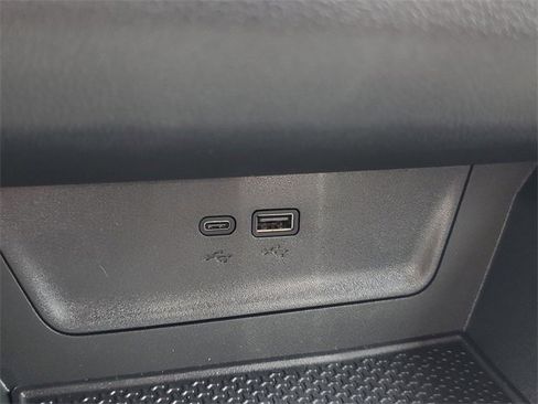 New 2026 Chevrolet Equinox LT image 28