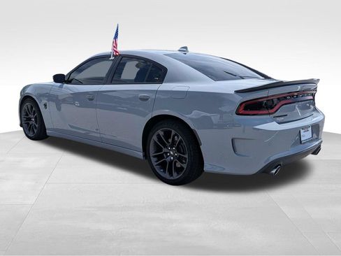 Used 2020 Dodge Charger Scat Pack RWD image 6