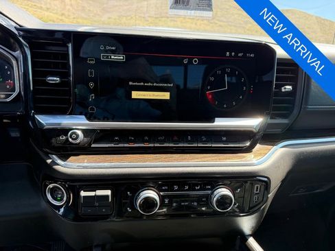 Used 2024 GMC Sierra 1500 Elevation w/ Elevation Premium Package AWD/4WD image 12