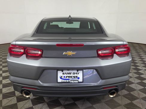 Used 2022 Chevrolet Camaro LT RWD image 5