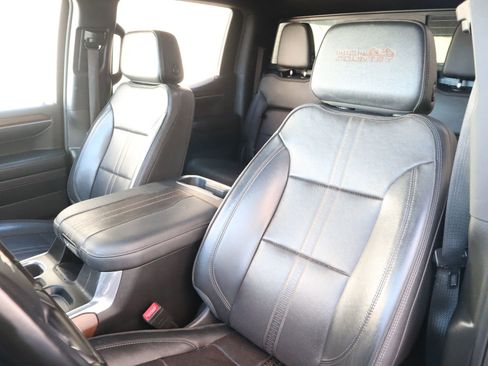 Used 2023 Chevrolet Silverado 1500 High Country w/ High Country Premium Package image 25