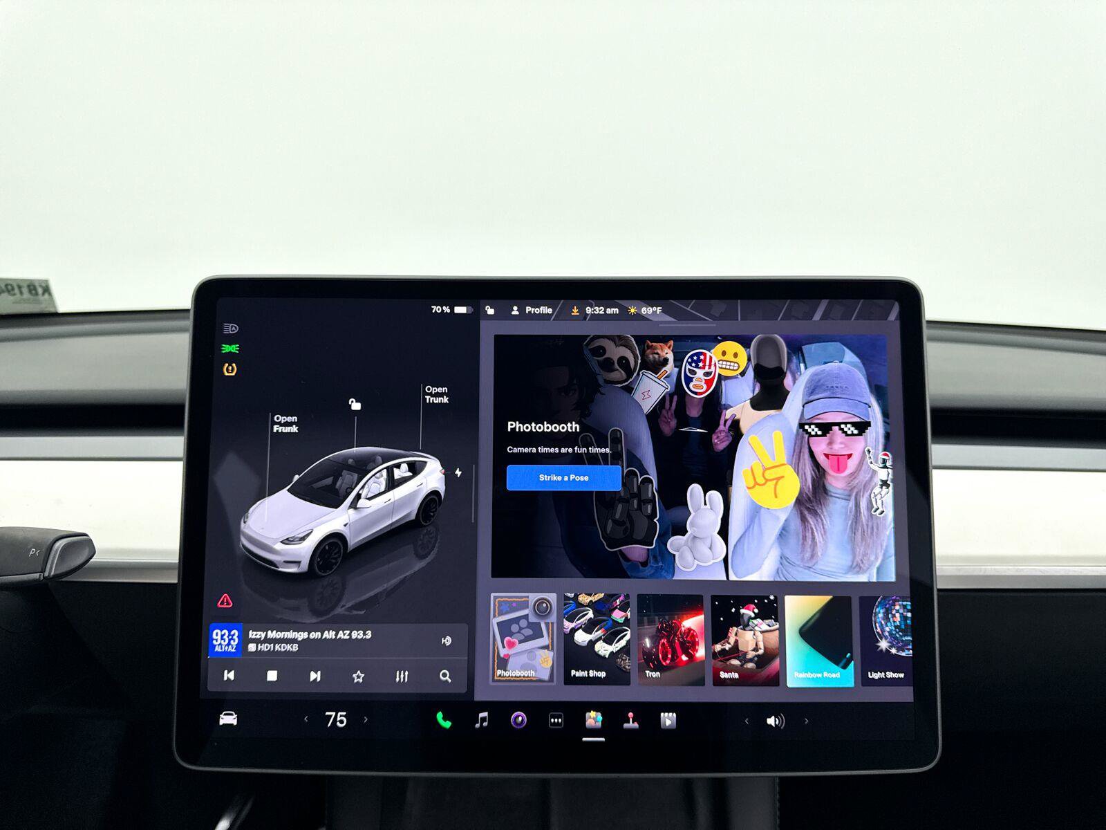 Used 2023 Tesla Model Y Performance AWD/4WD image 28