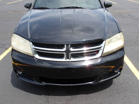 Used 2013 Dodge Avenger SXT FWD image 22