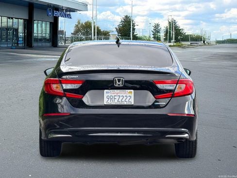 Used 2020 Honda Accord Hybrid image 8