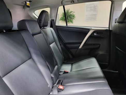 Used 2015 Toyota RAV4 Limited AWD/4WD image 15