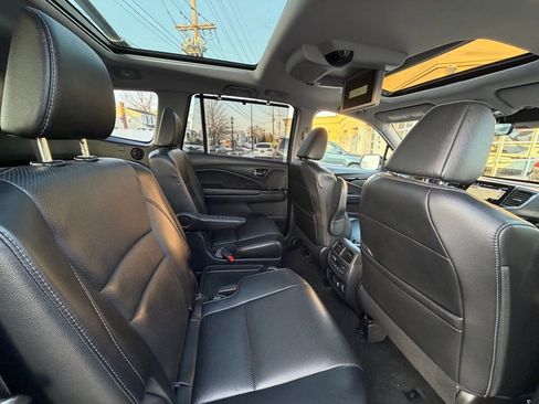 Used 2019 Honda Pilot Elite image 16
