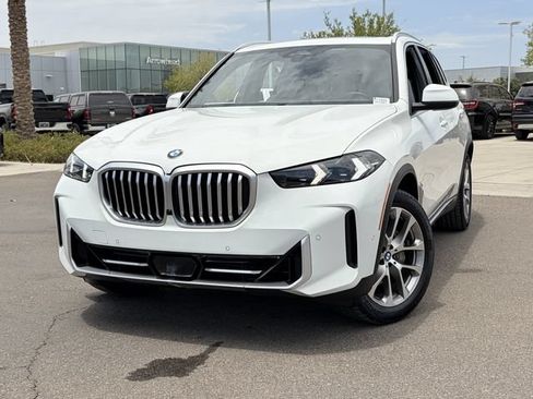 Certified 2024 BMW X5 xDrive40i AWD/4WD image 4