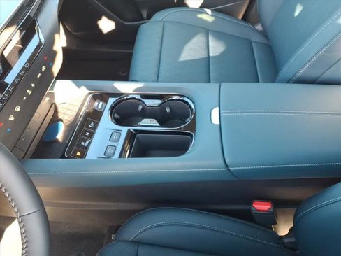 New 2026 Nissan Murano Platinum image 16