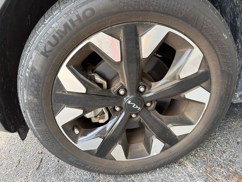 Used 2023 Kia Sportage X-Line w/ X-Line Premium Package image 5