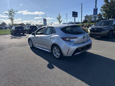 Used 2019 Toyota Corolla SE w/ Carpet Mat Package FWD image 5