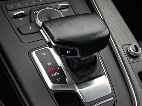 Used 2019 Audi A4 2.0T Premium image 15