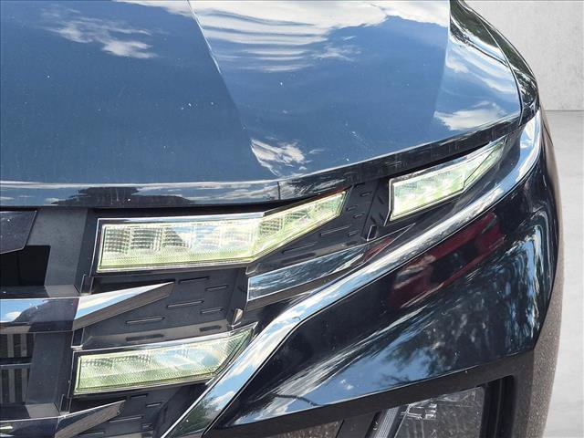 Used 2024 Hyundai Santa Cruz Night AWD/4WD image 5