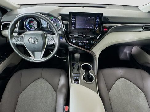 Used 2021 Toyota Camry LE FWD image 22