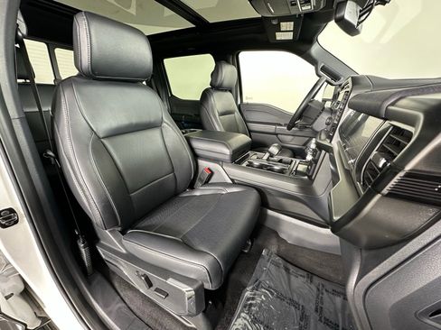 Used 2024 Ford F150 Lariat image 6