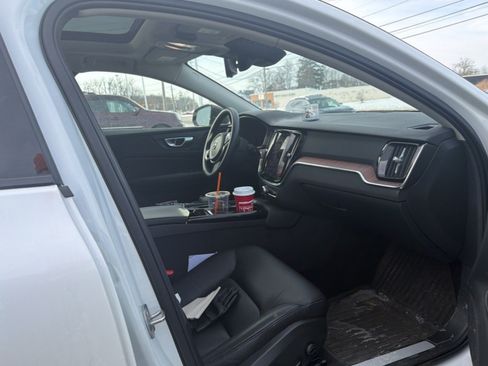 Used 2024 Volvo S60 T8 Plus w/ Climate Package AWD/4WD image 2