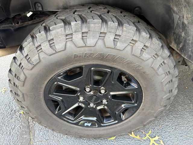 Used 2018 Jeep Wrangler Unlimited Sport AWD/4WD image 17