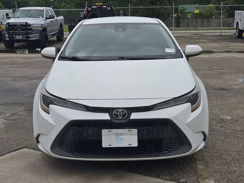 Used 2020 Toyota Corolla LE FWD image 6