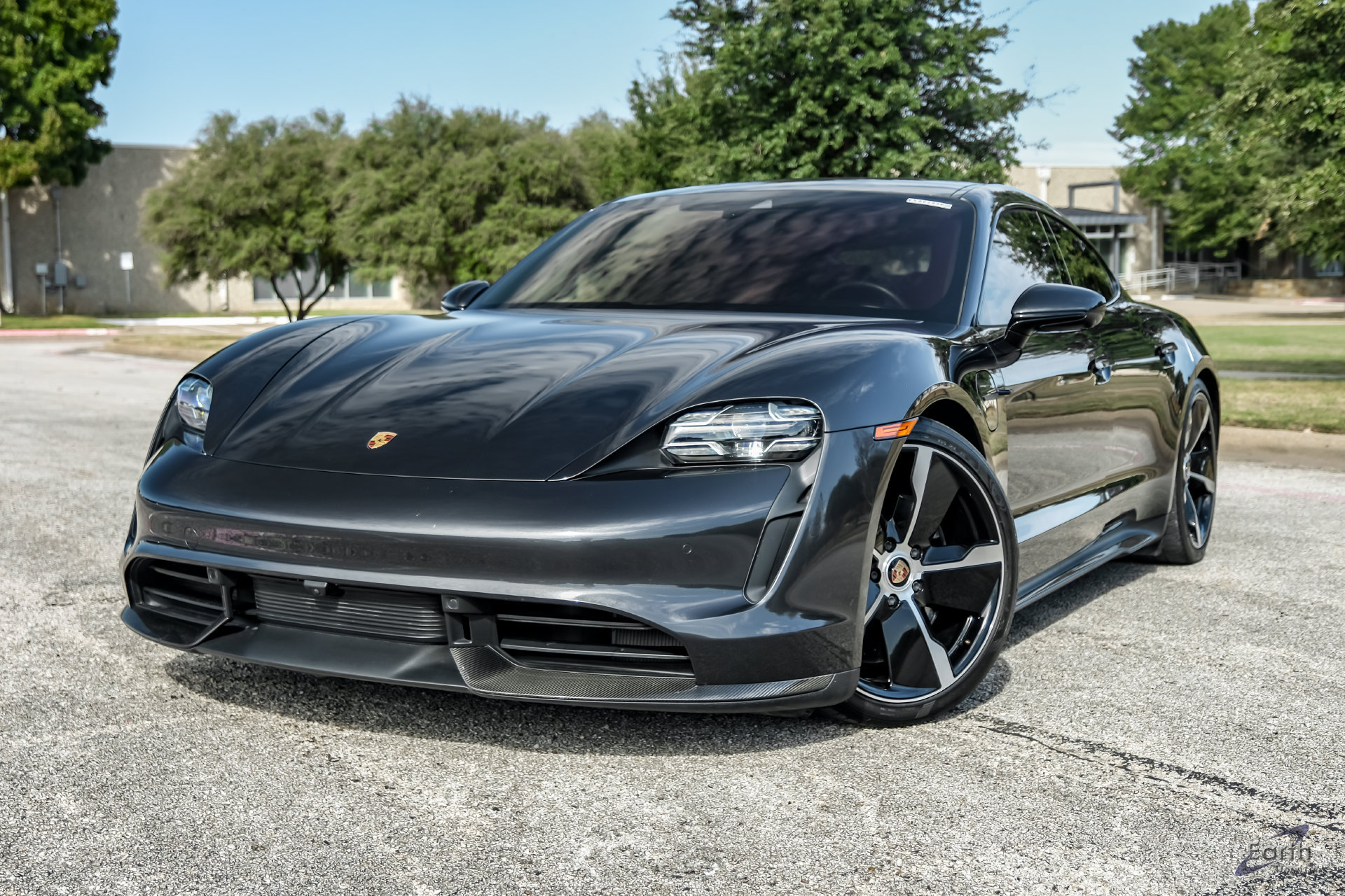 Used 2021 Porsche Taycan Turbo S AWD/4WD image 4
