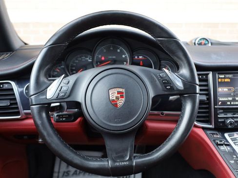 Used 2015 Porsche Panamera 4 image 30